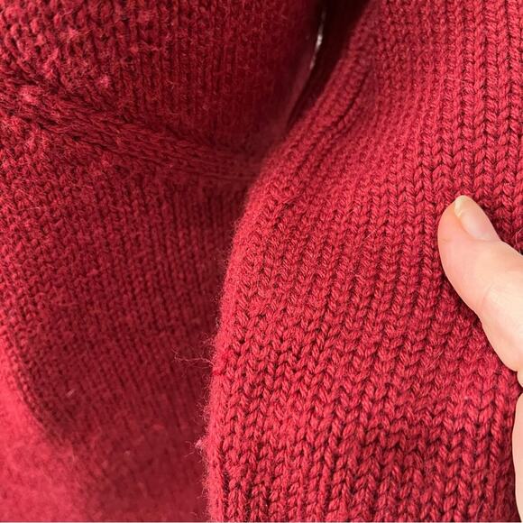 NEW Moda Intl Wool Classic V Neck Timeless Fisherman Rolled Hem Sweater XS NWOT - Picture 13 of 14